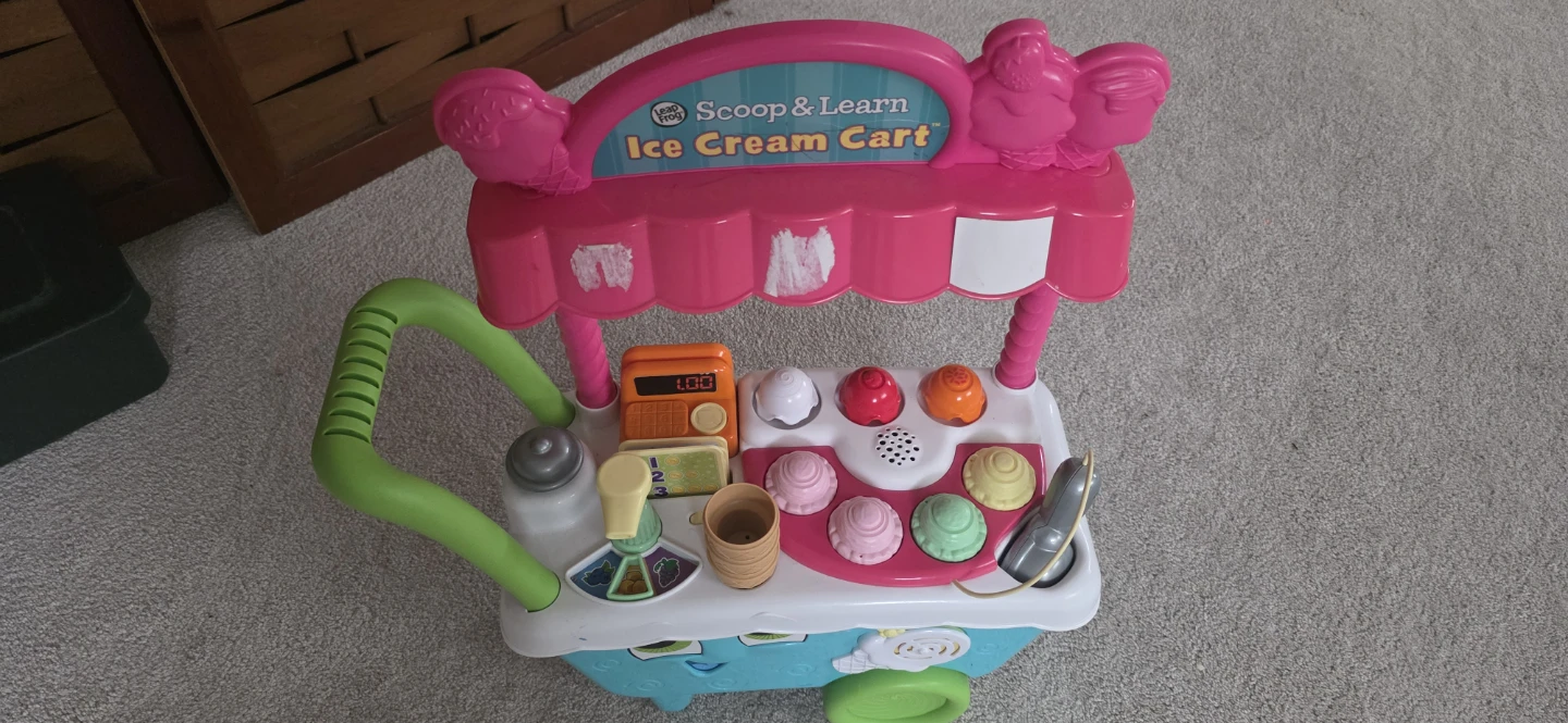 LeapFrog Scoop & Learn Ice Cream Cart Toy