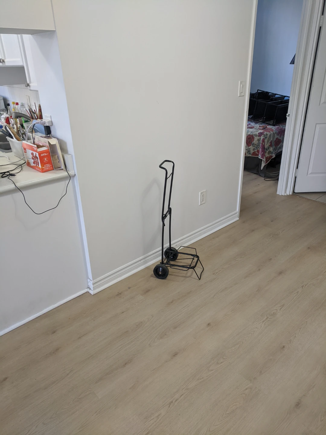 Small Folding Luggage Cart - photo 4