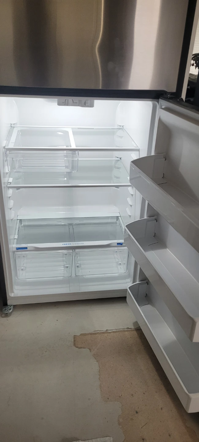 Frigidaire Stainless Steel Refrigerator - photo 4