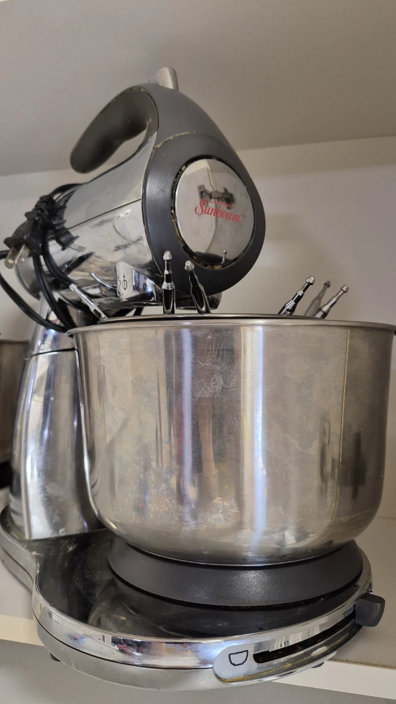 Sunbeam Stand Mixer 🧡