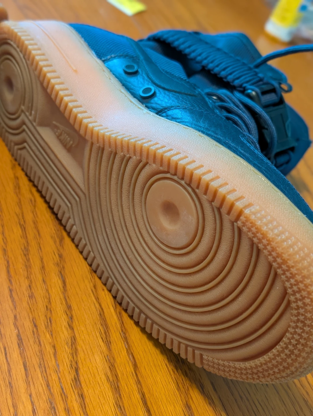 Nike Air Force 1 Utility High Tops. Size 8 - photo 4