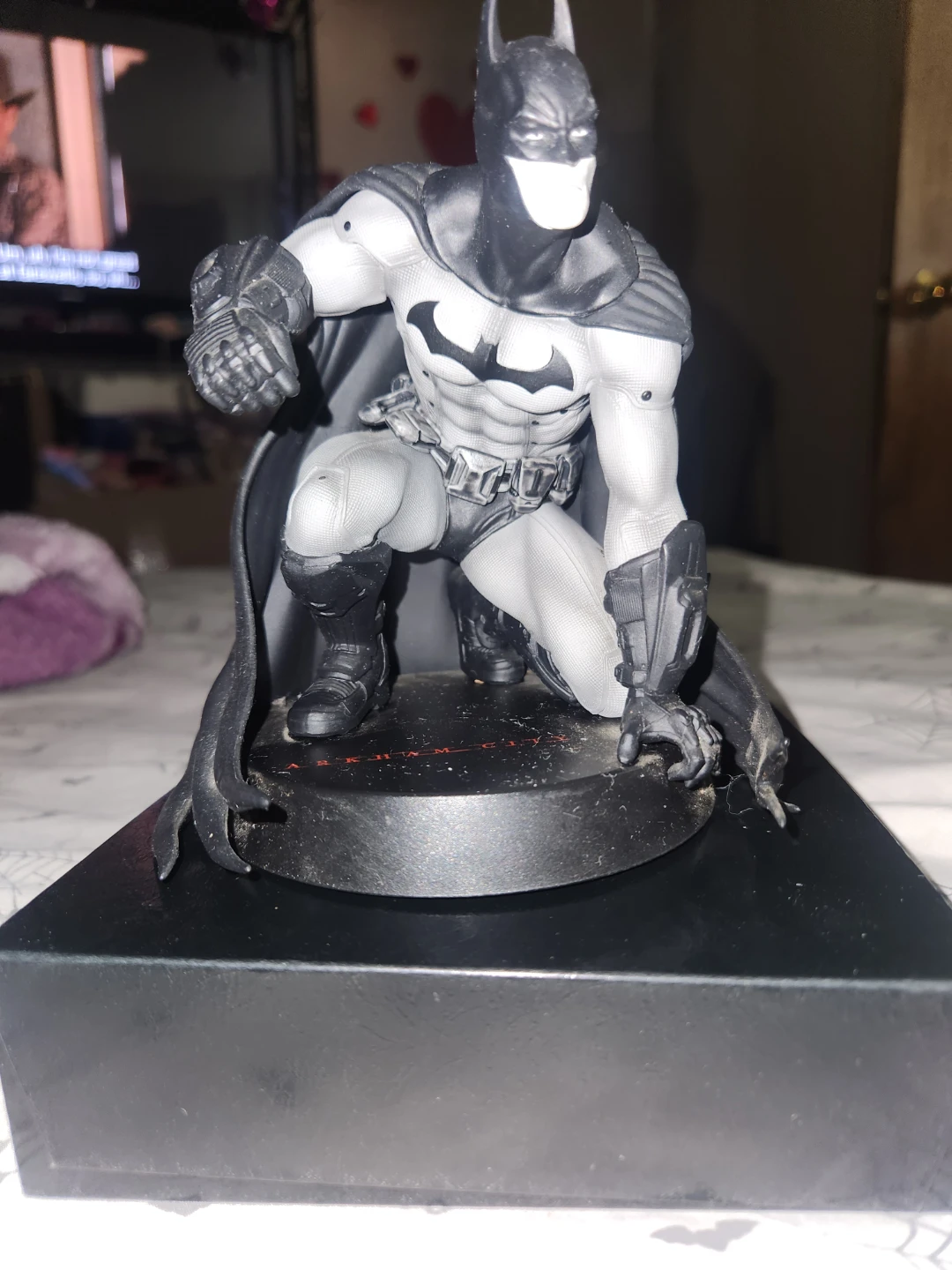 Batman arkham city statue