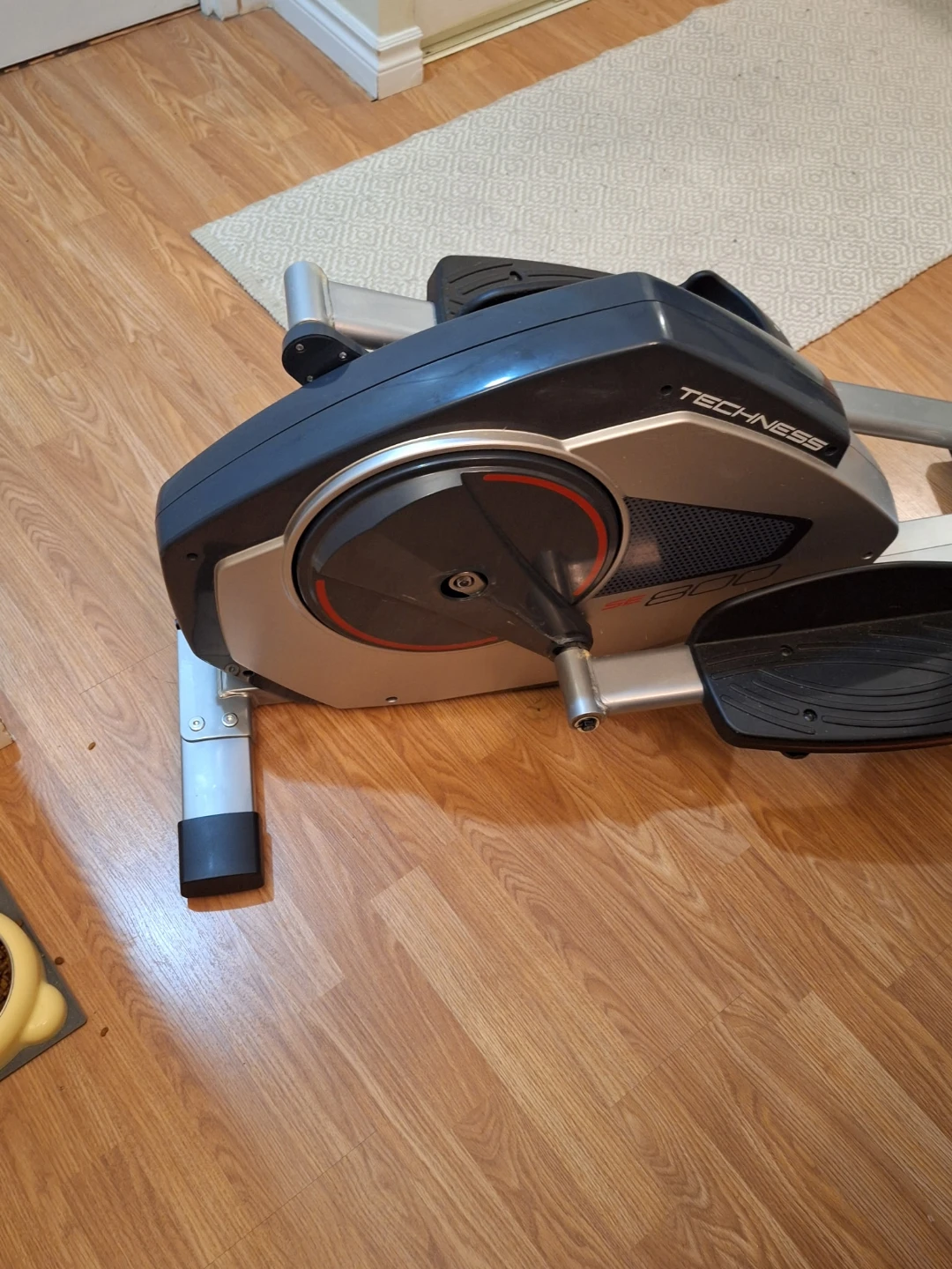 TECHNESS SE 800 Elliptical Trainer - photo 2