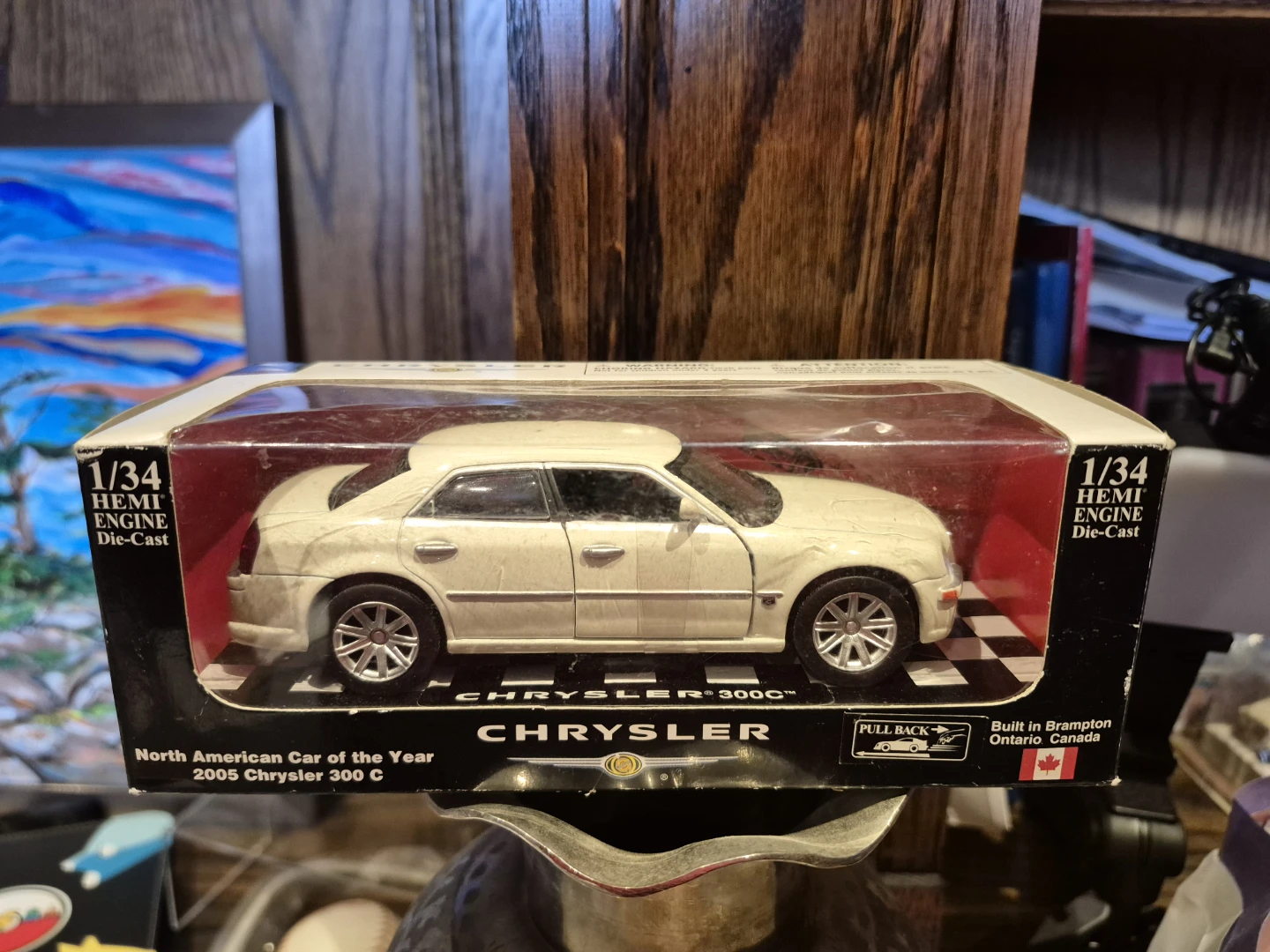 NewRay Chrysler 300C 1/34 Die-Cast Model Car