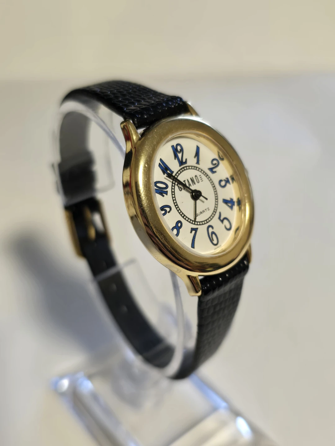 Gitano Lady's Oval 26mm Quartz Watch NEW BATTERY - photo 2