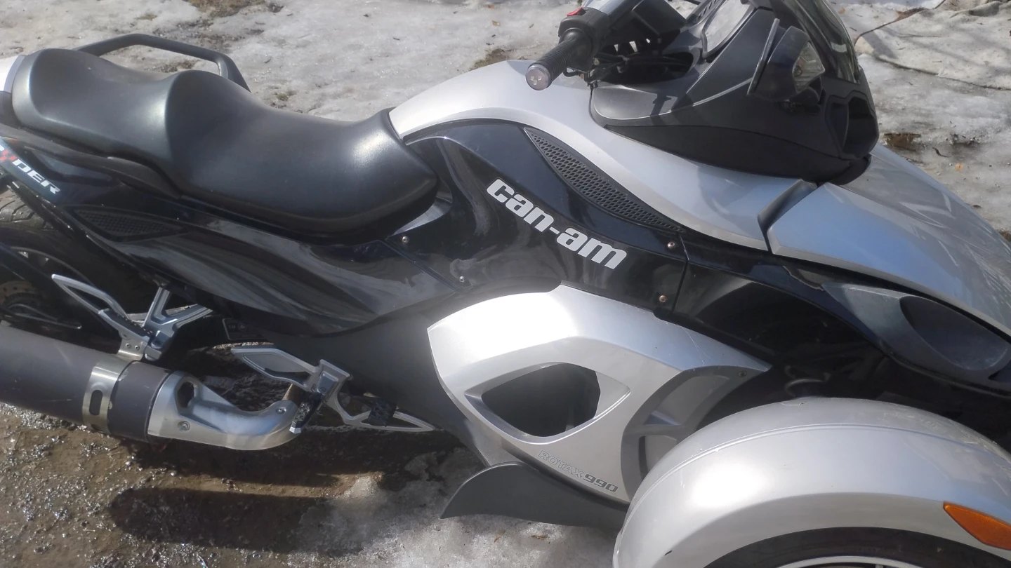 Can-Am Spyder Rotax 990 3-Wheeler