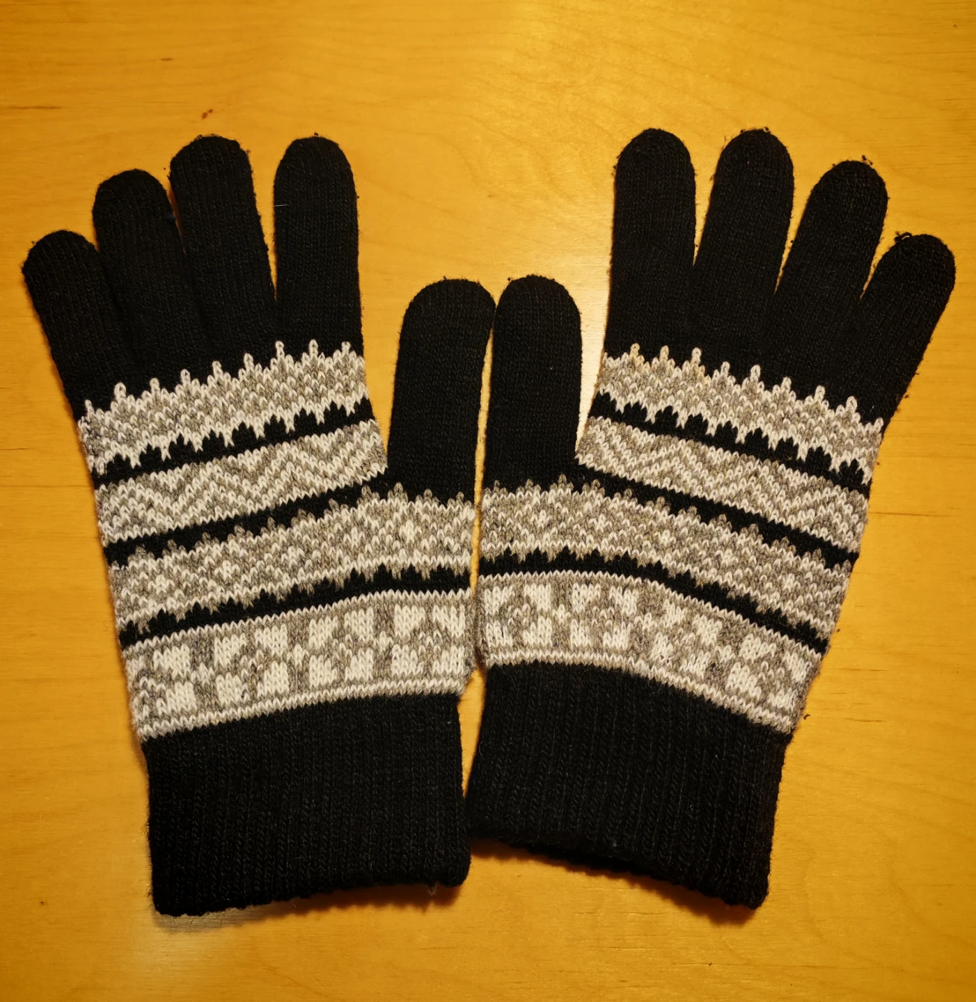 Charlotte Russe Black Convertible Mittens Gloves - photo 2