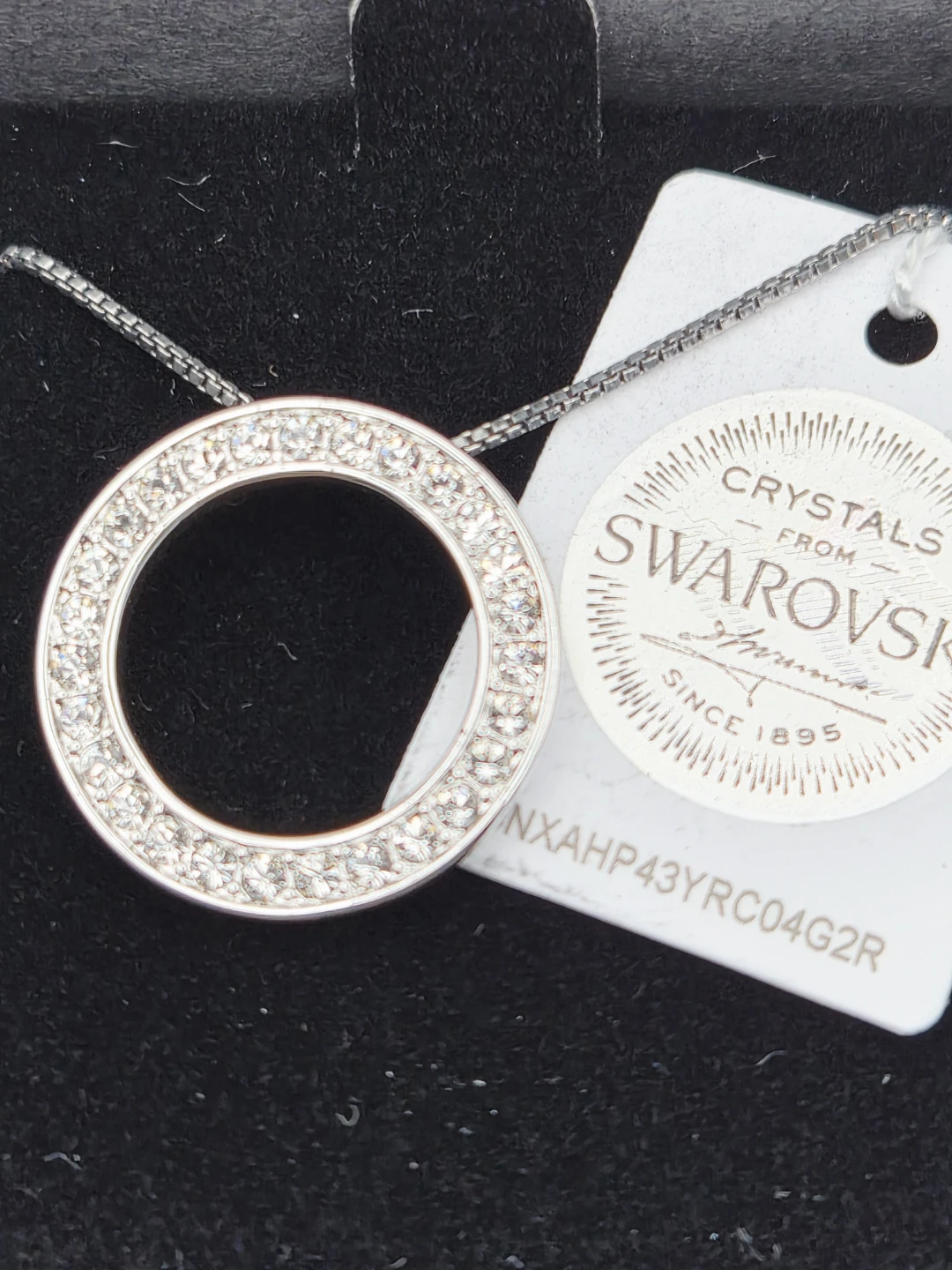 Swarovski Crystal Circle Pendant Necklace by NIC & SYD - photo 2