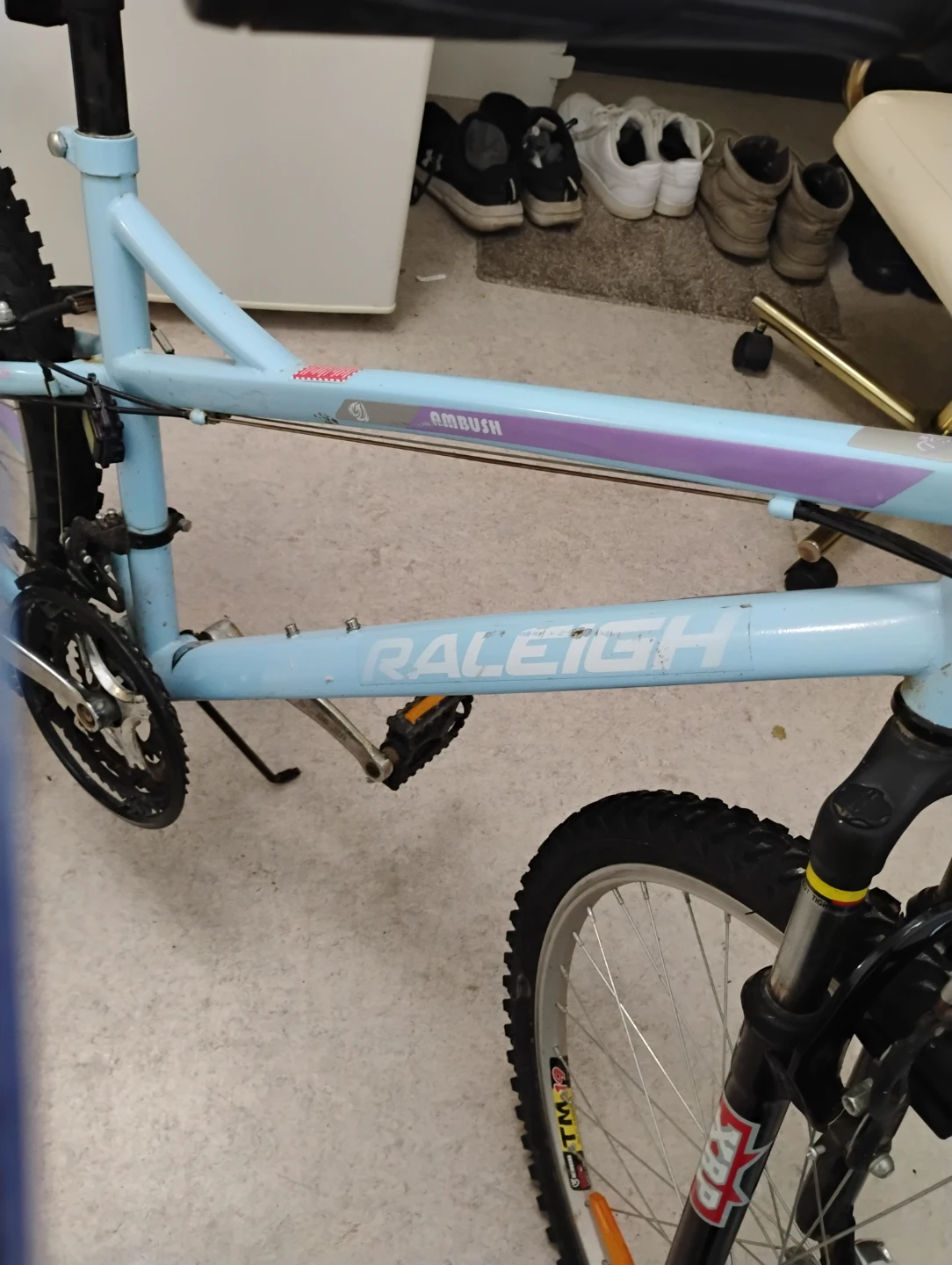 Raleigh Ambush Mountain Bike - photo 4