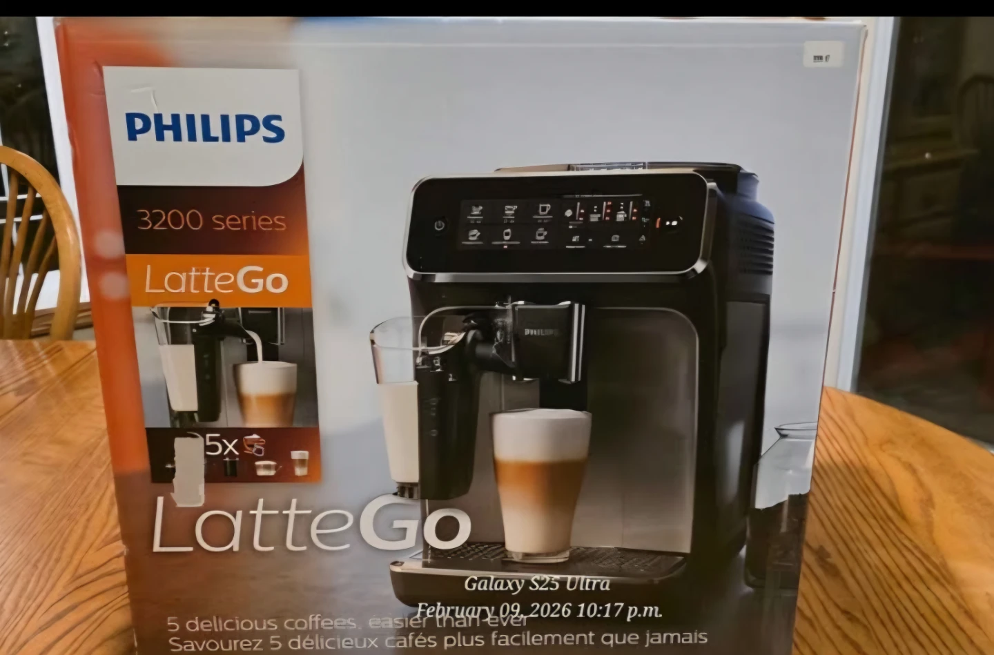 Philips 3200 Series LatteGo EP3246 Espresso Machine - photo 3