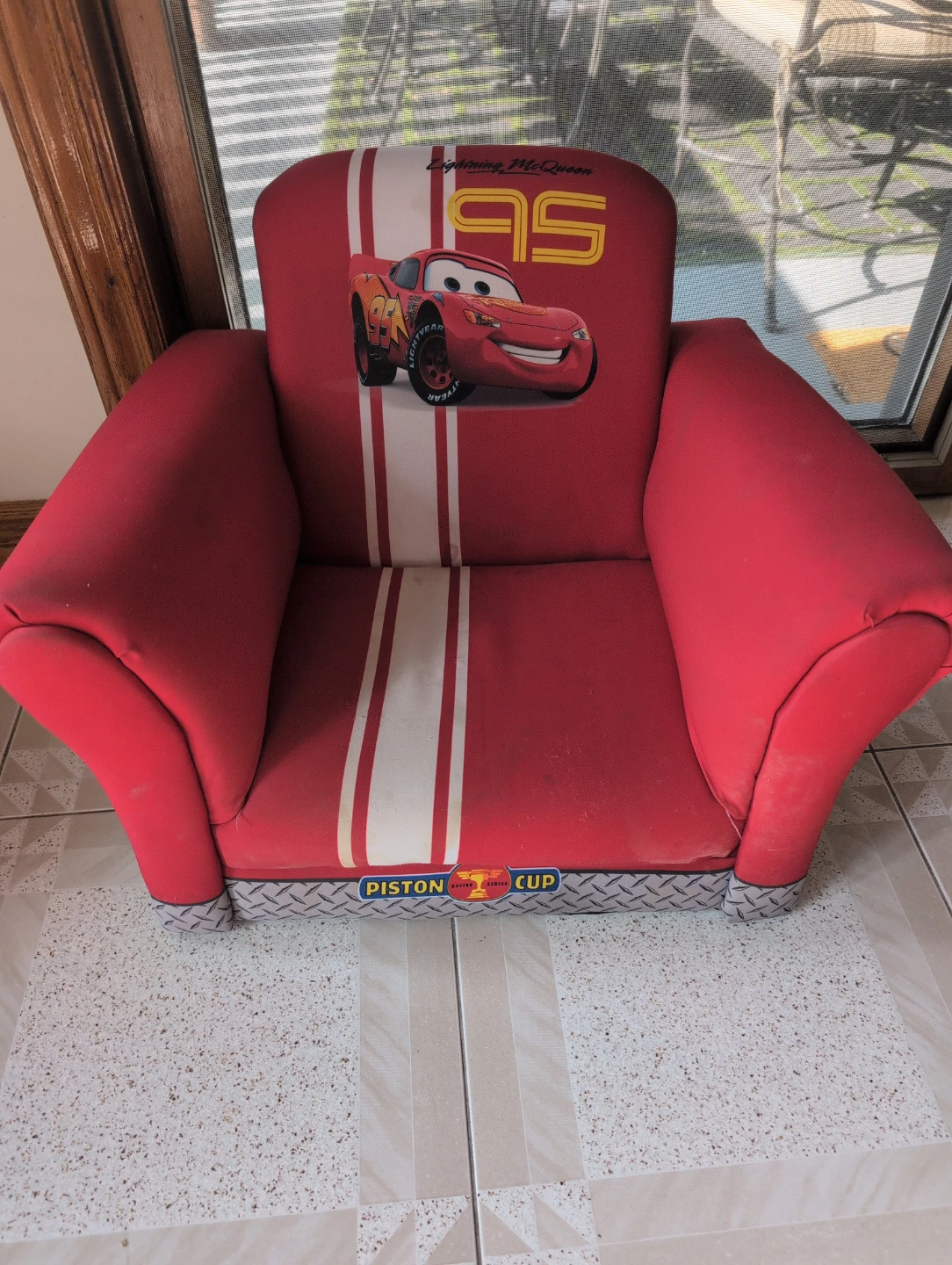 Kids Lightning McQueen "95" Armchair