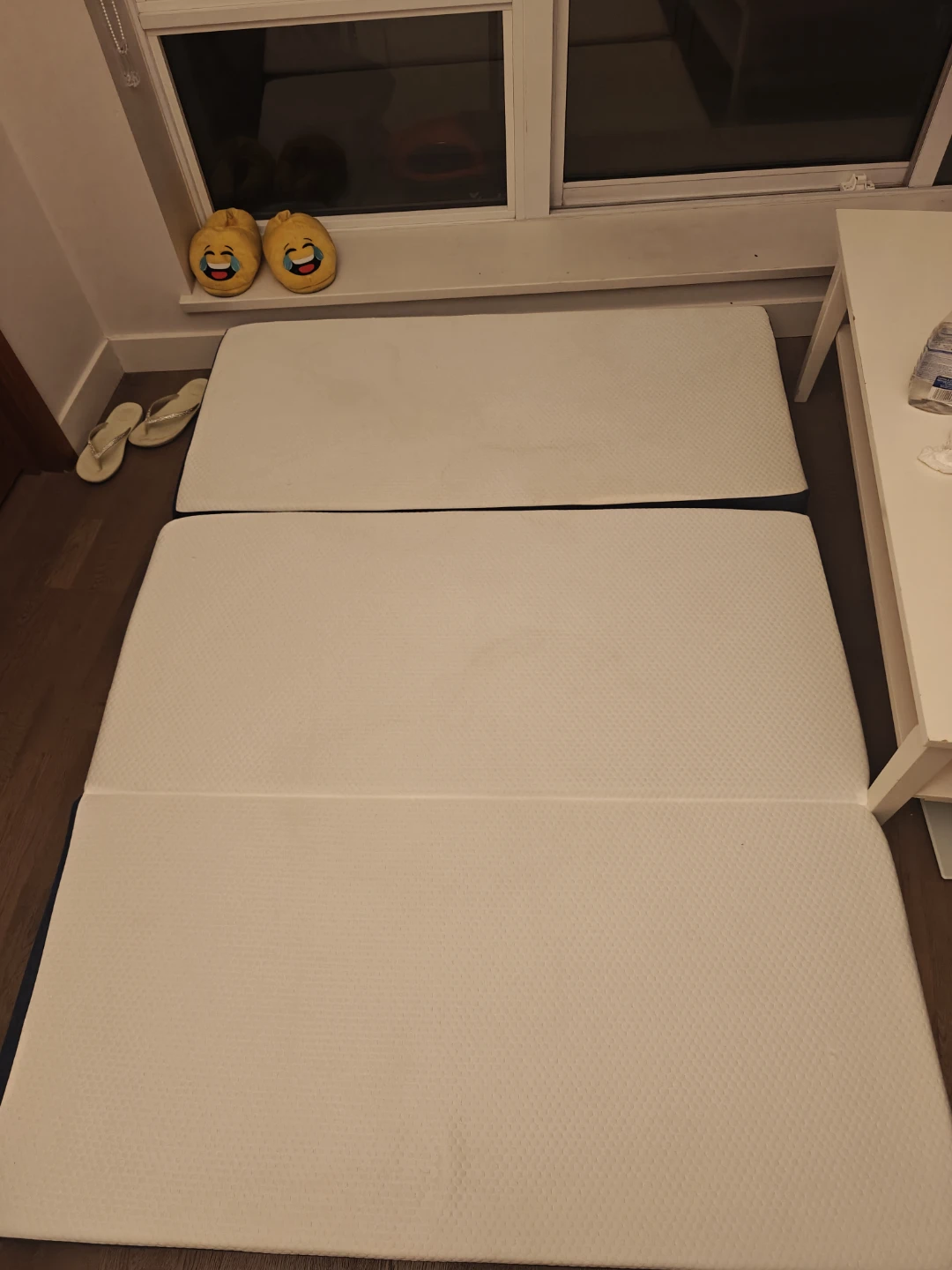 Folding Mattress-Full Size-URGENT PICKUP NEAR SURREY CENTRAL - photo 3