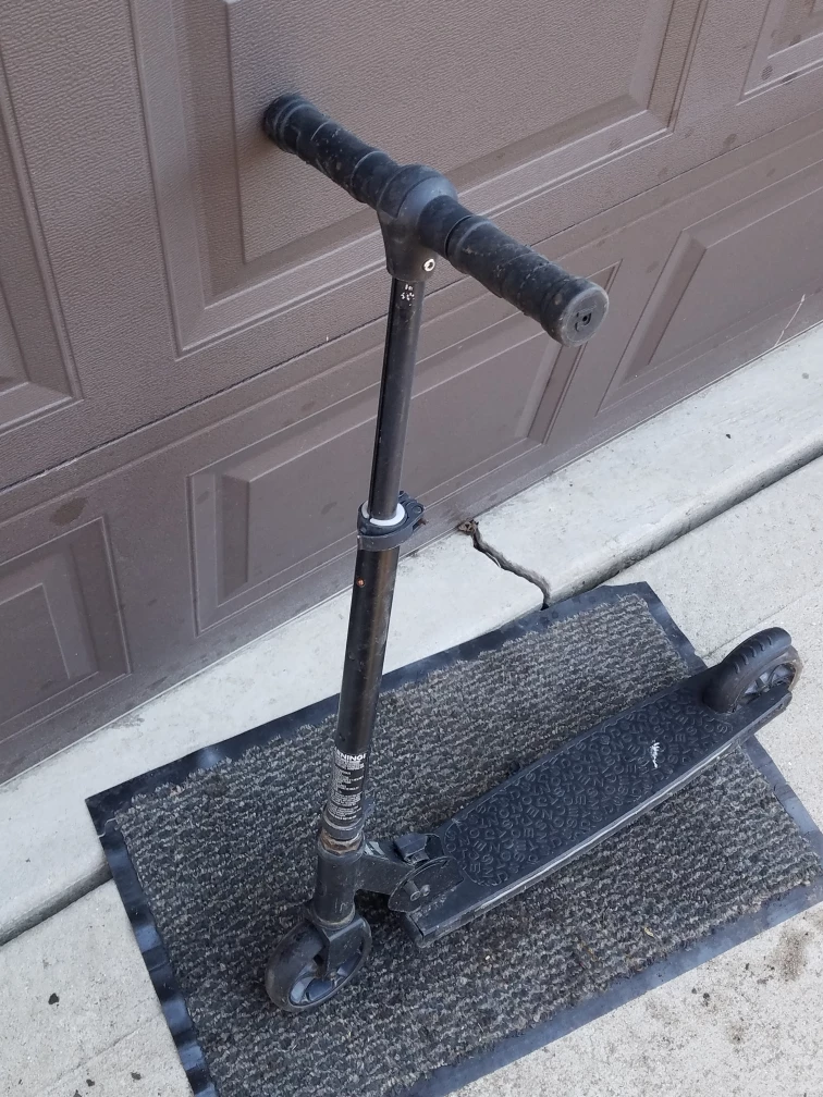 Black Kid's Scooter - photo 2