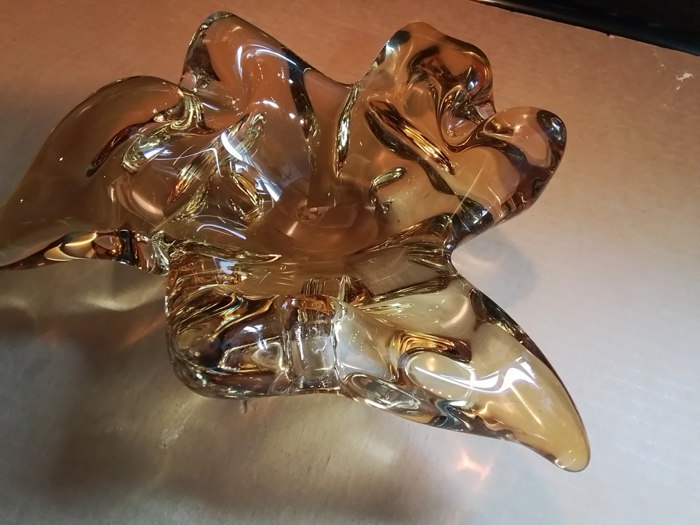 Vintage Chalet Canada Glass "Low Splash" Light Honey Amber - photo 4