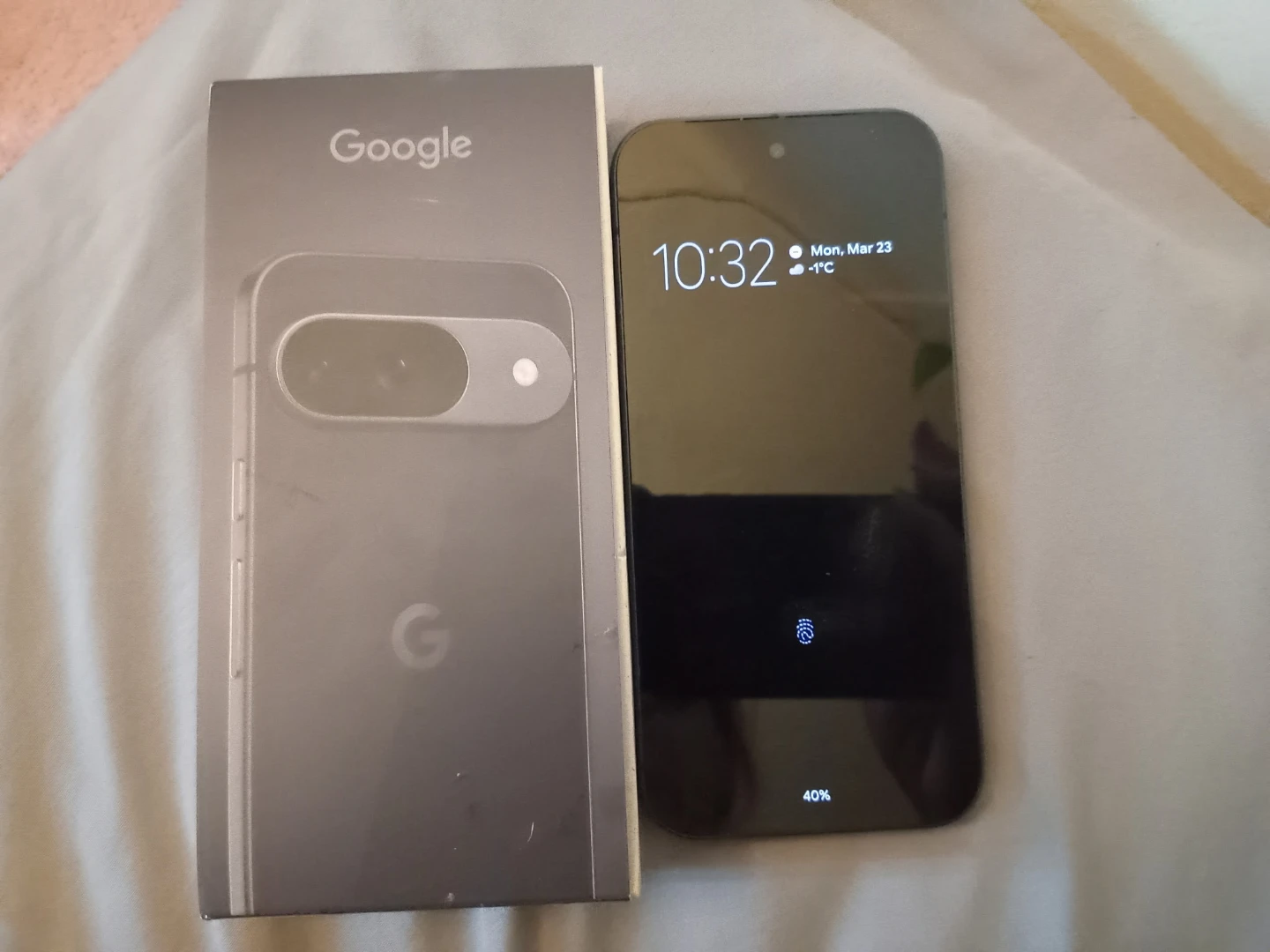 Google Pixel 9 - 128GB - Obsidian