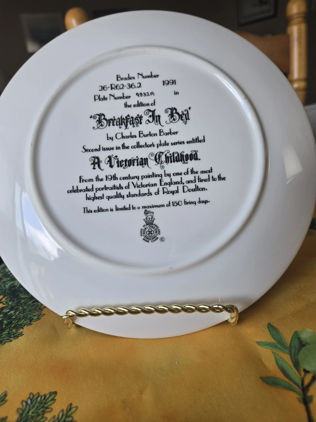 Royal Doulton "Breakfast In Bed" Collector Plate - photo 2