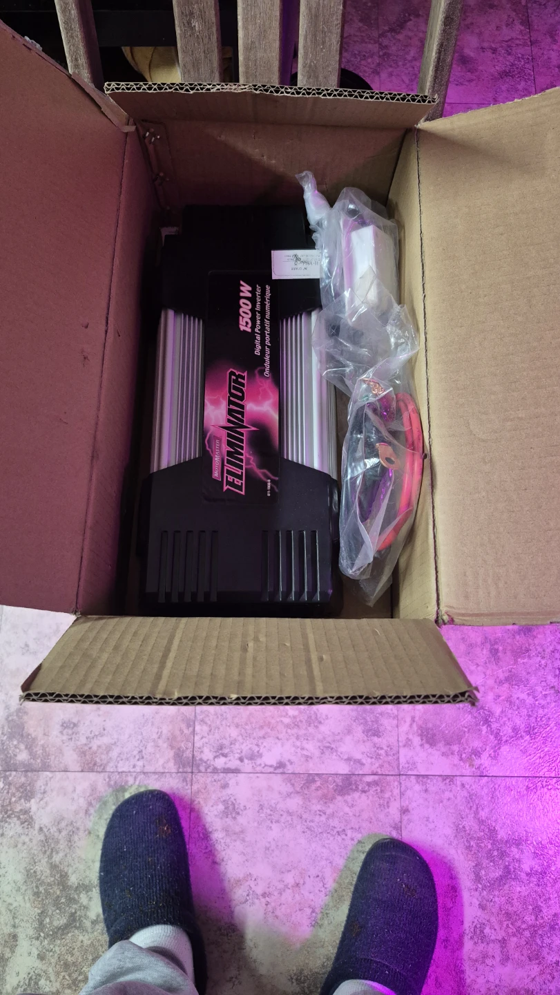 MotoMaster Eliminator 1500W Digital Power Inverter - photo 5