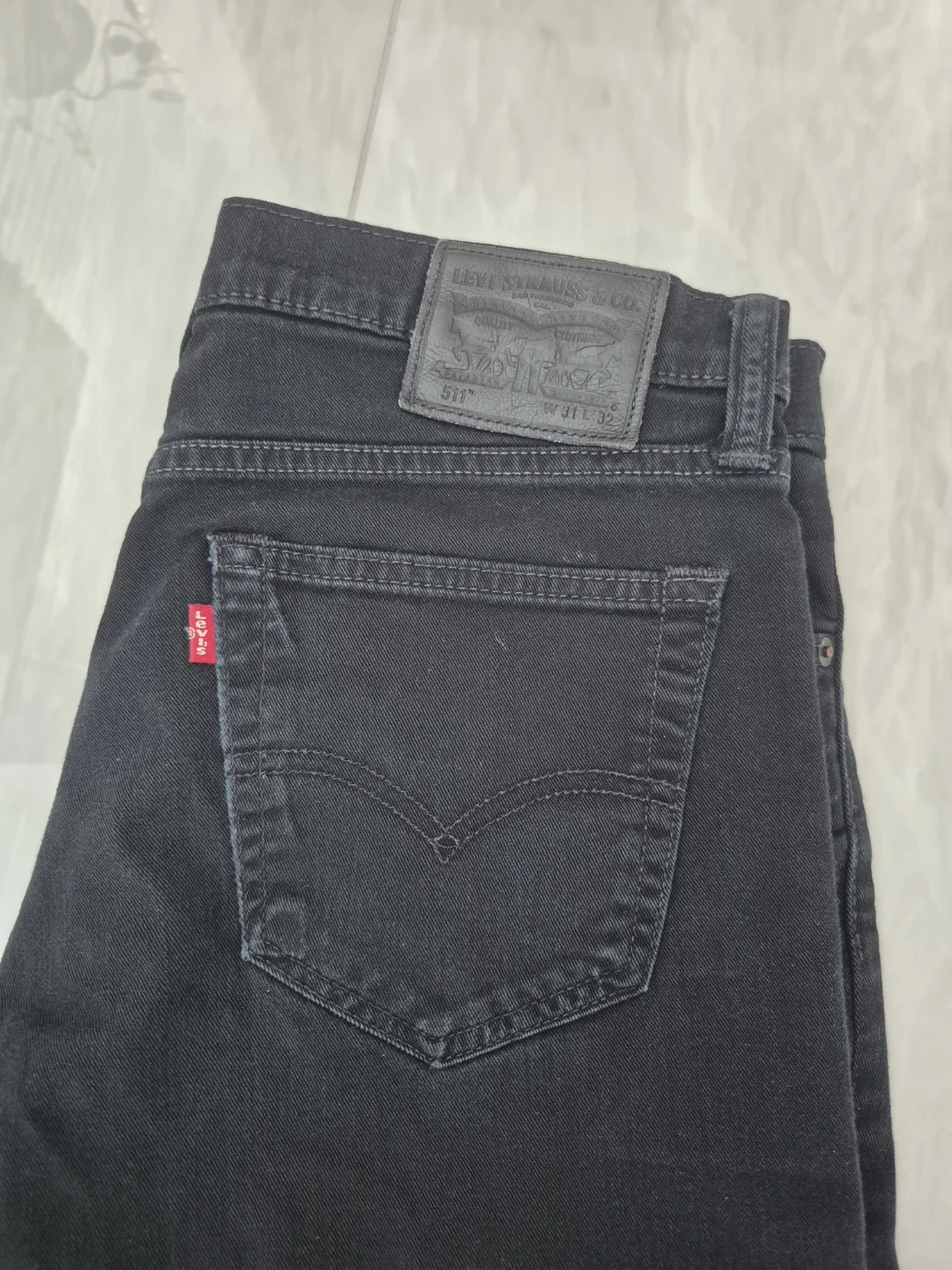 Levi's 511 Black Jeans - W 31 L 32