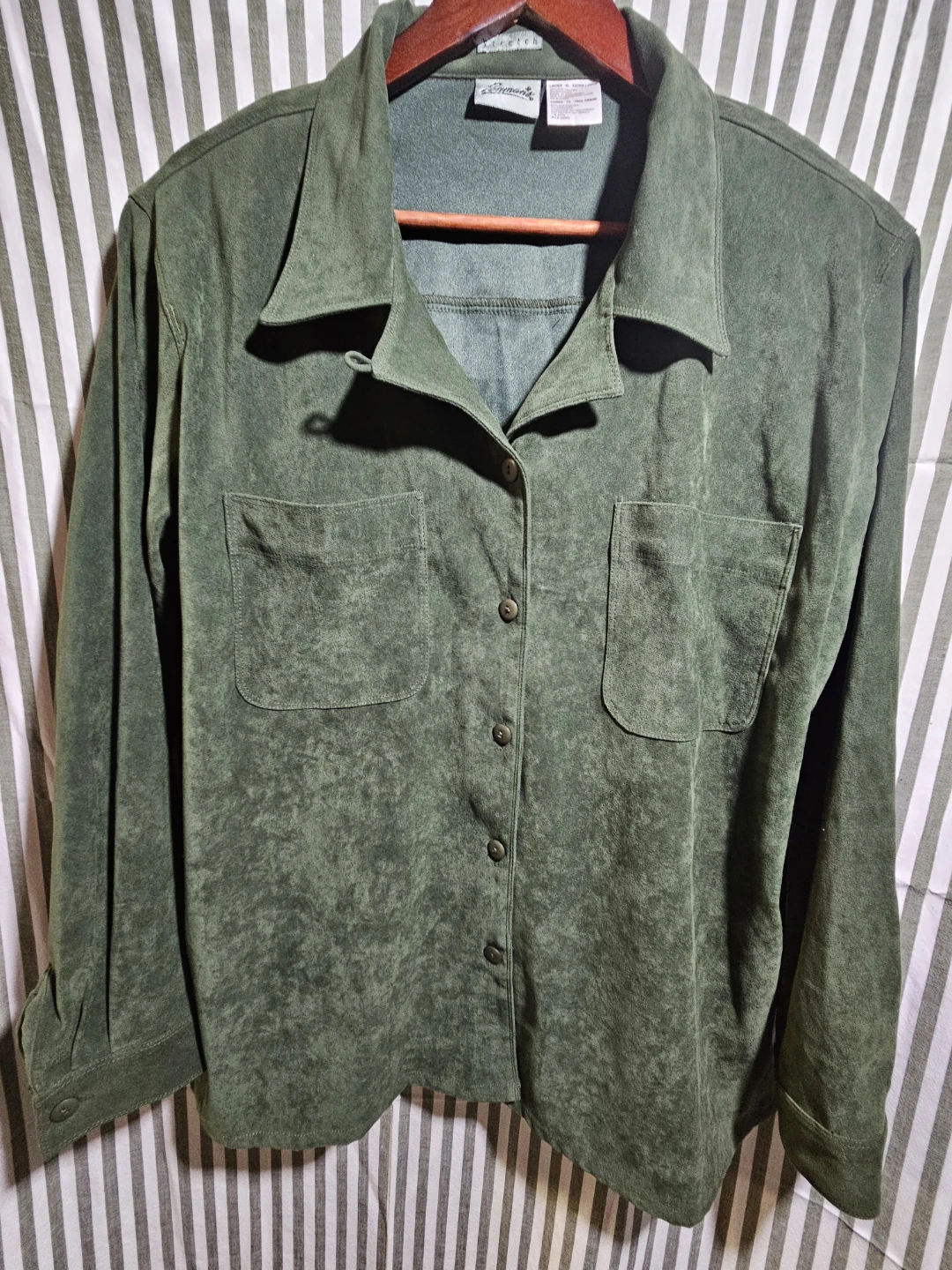 Laura Ashley Green Button-Up Shirt