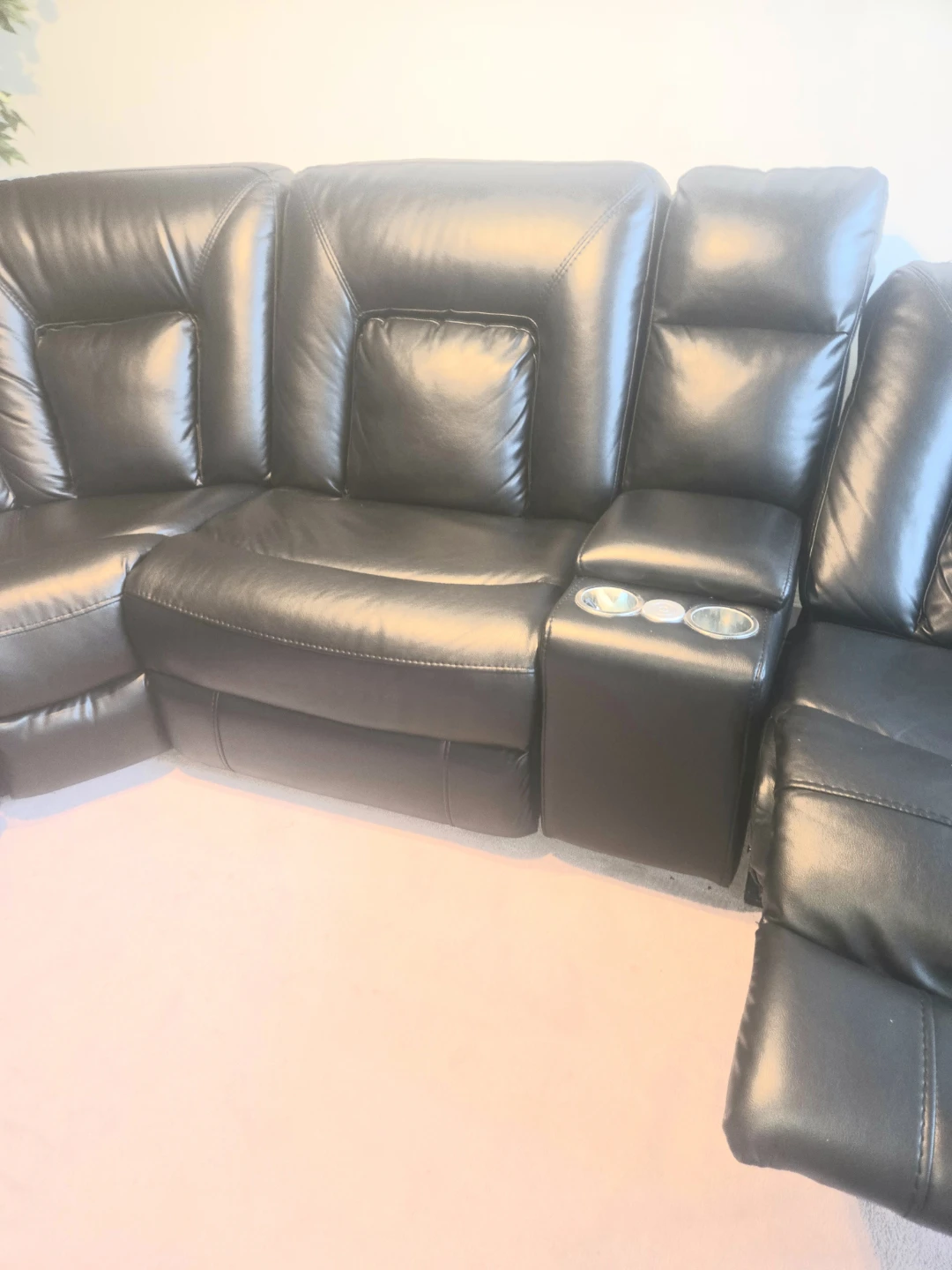 Power Reclining Sectional w/ USB + Storage – Like New - photo 4