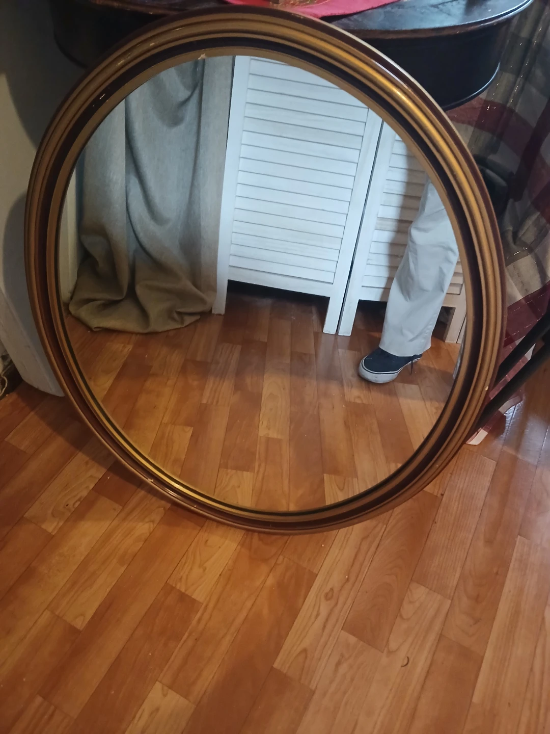 Oval Decorative Mirror with Gold-Tone Frame - photo 2