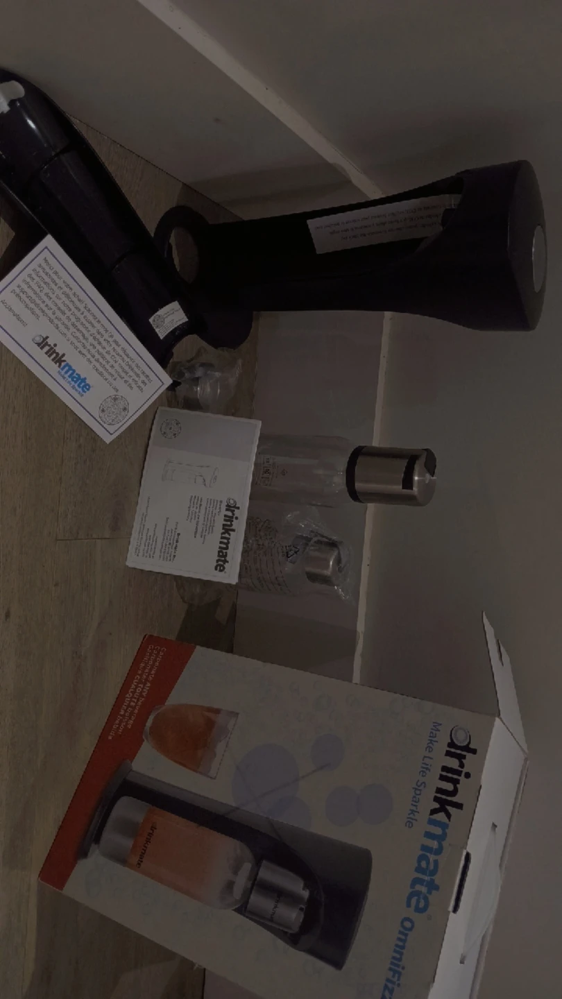 Drinkmate OmniFizz Sparkling Water and Soda Maker