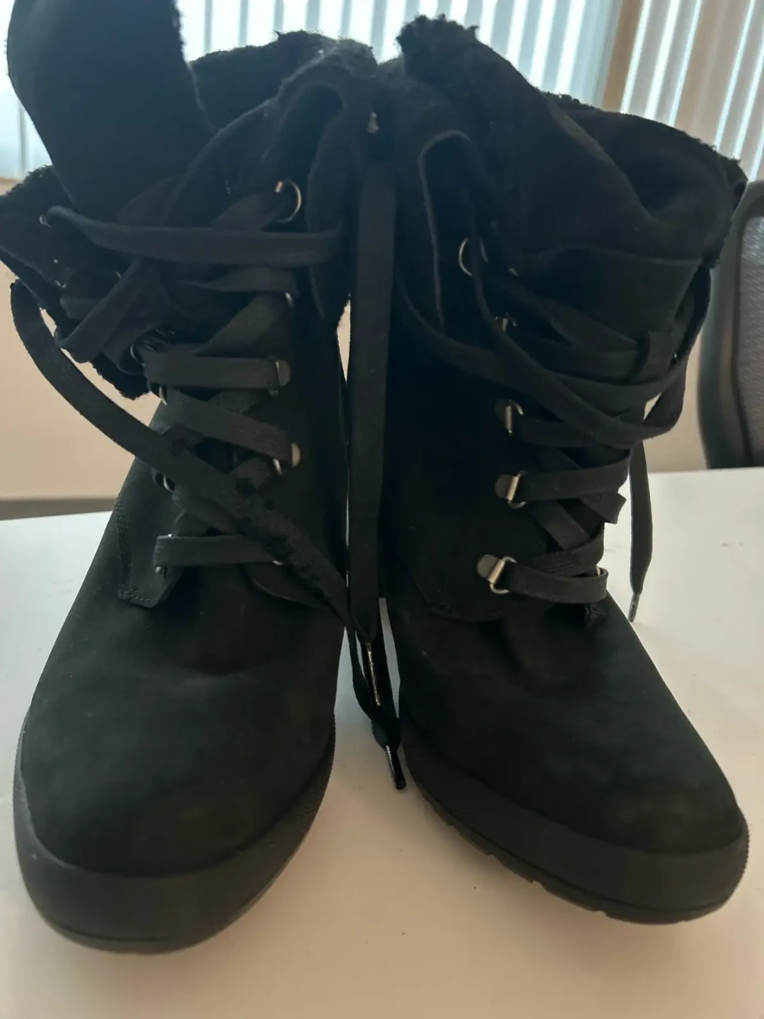 Timberland Black Lace-Up Ankle Boots Size 10