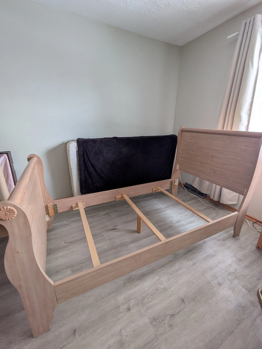 Wooden Sleigh Bed Frame - twin