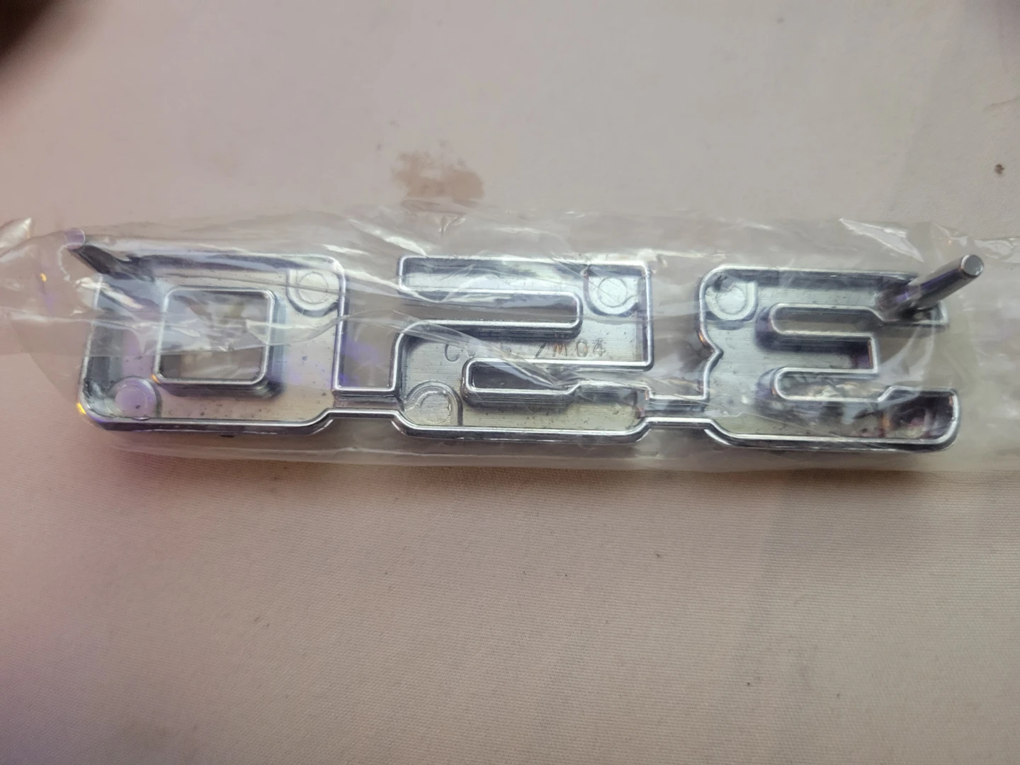 Set of 350 Chrome Emblems - photo 4