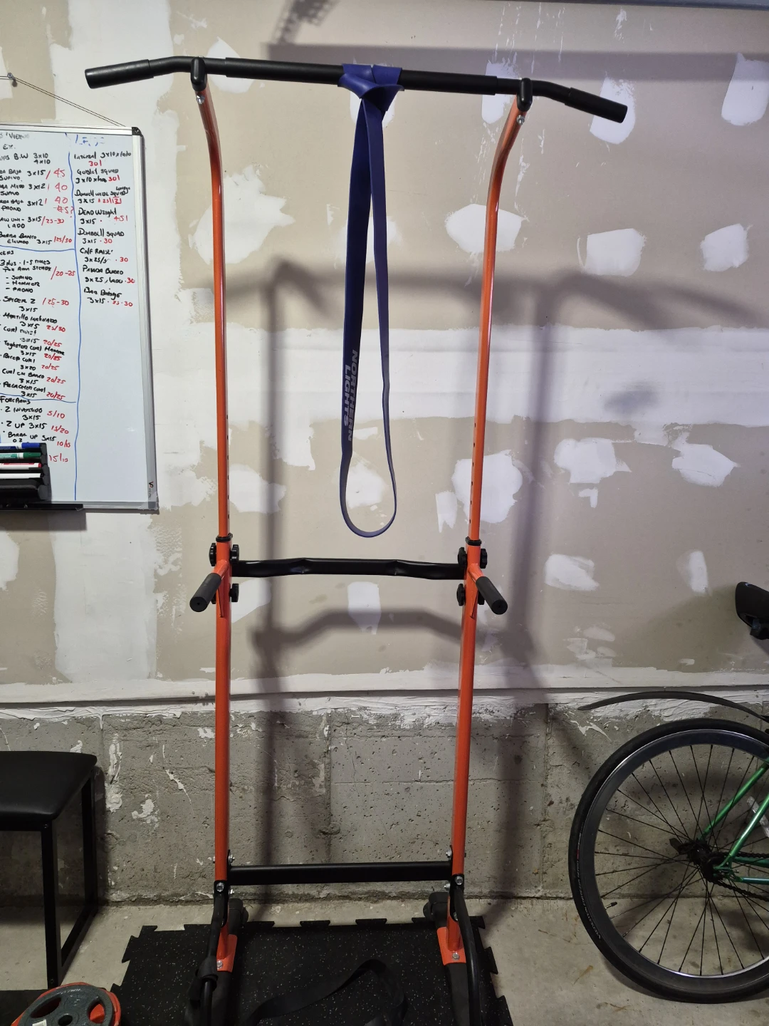 Pull Up Tower / Power Tower with Resistance Band - photo 2