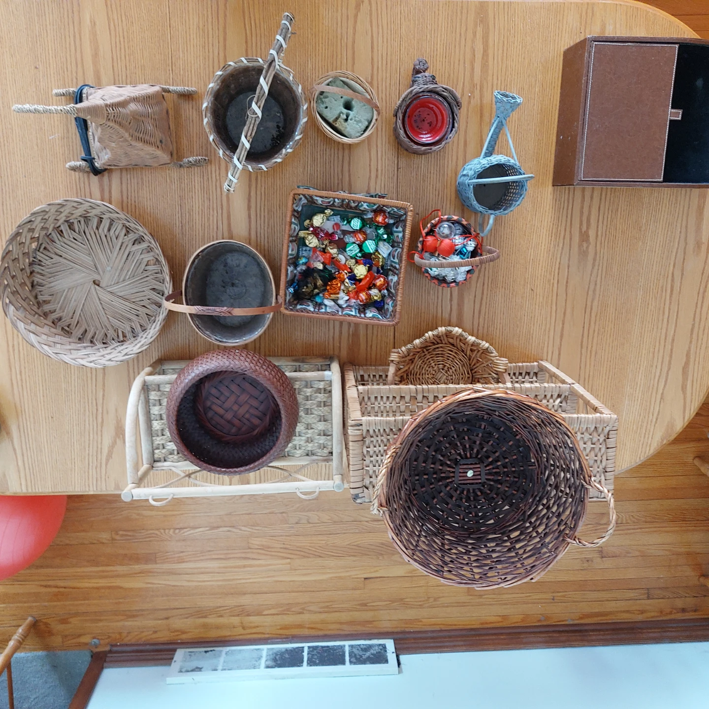 Wicker shelf unit and baskets