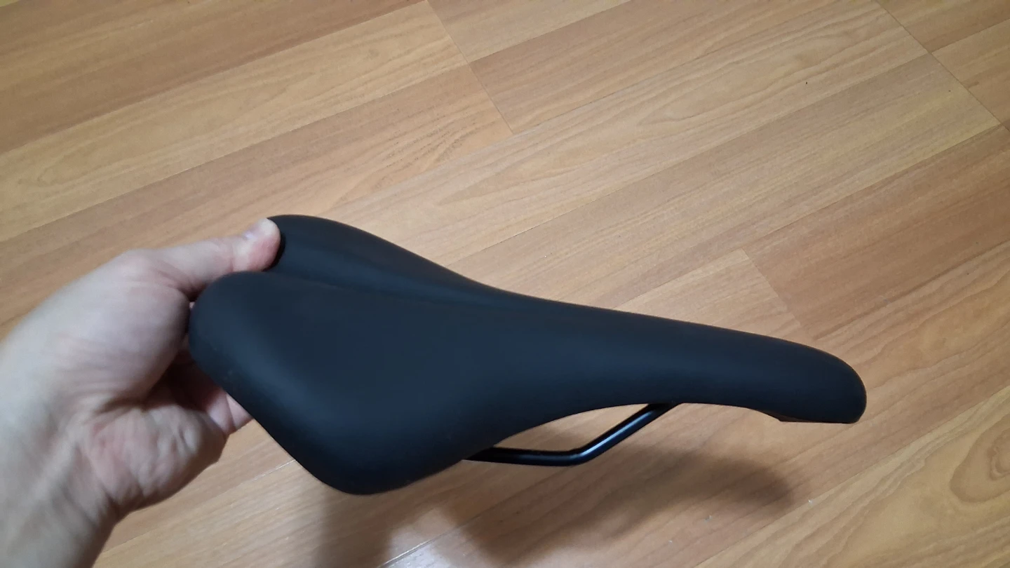 Superlight Shallow Slim and superflow Saddle - photo 3
