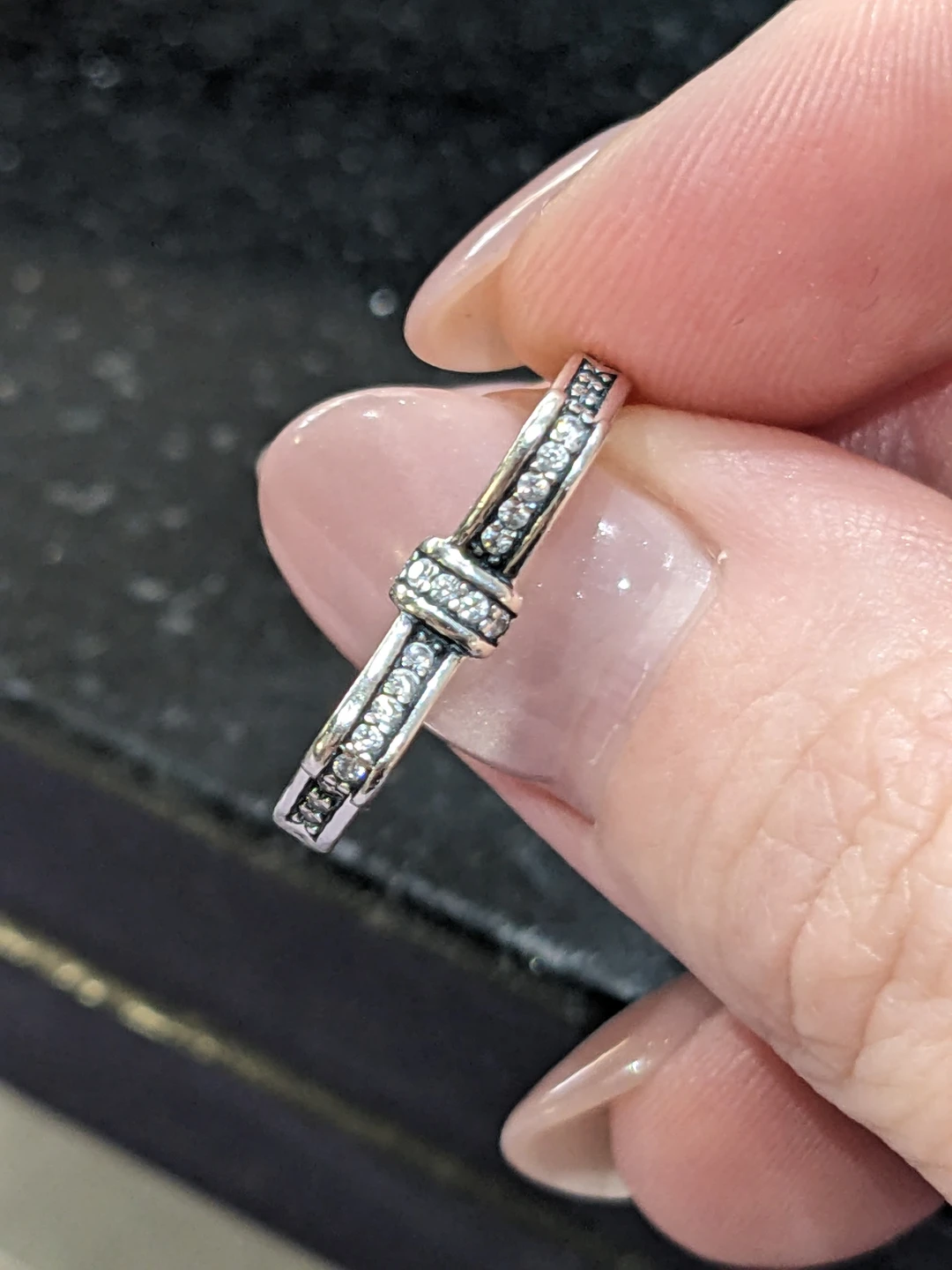 Size 6.75 - 7 Sterling Silver and Cubic Zirconia Bow Ring - photo 2