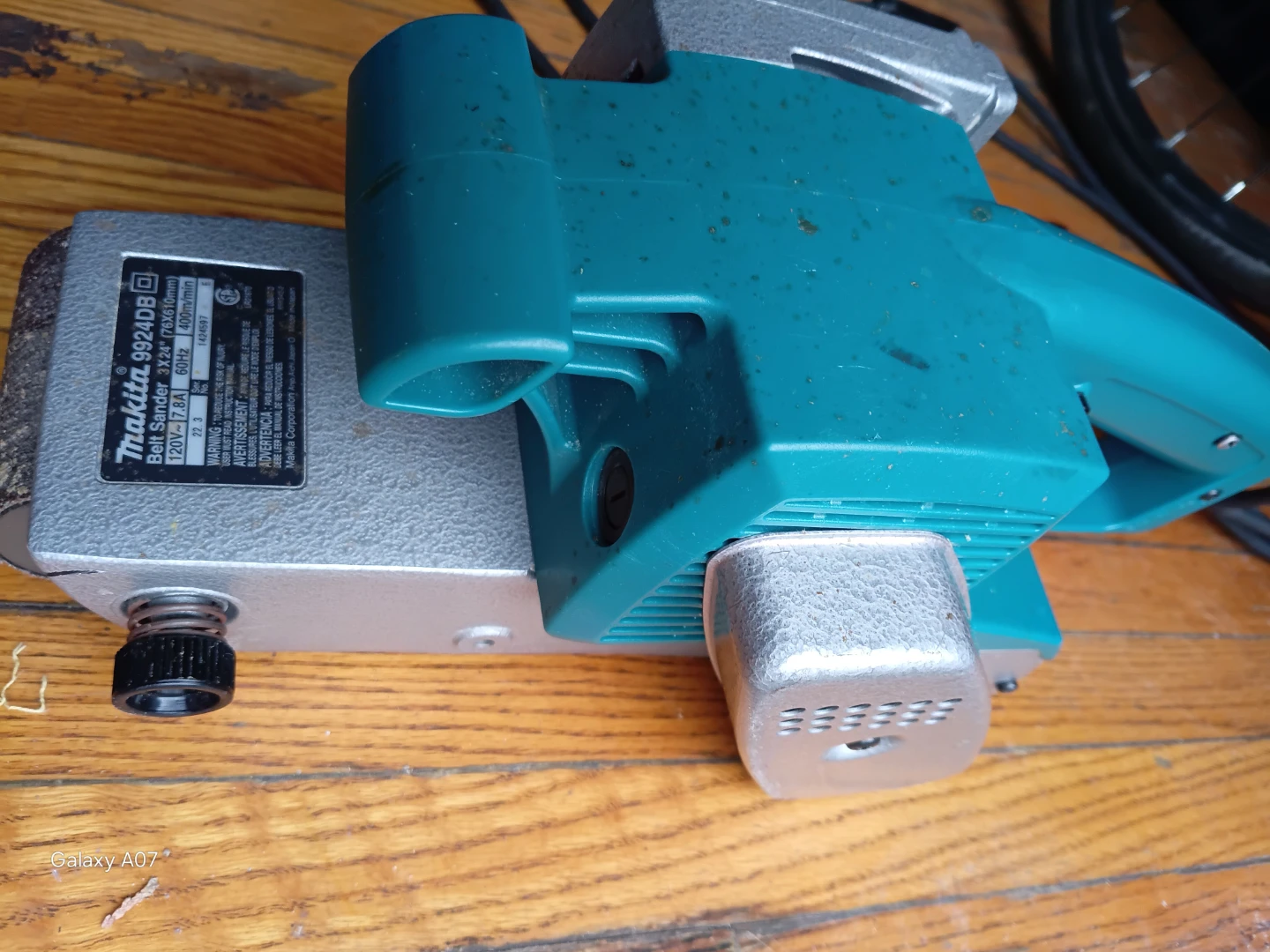 Makita 9924DB  Belt Sander 3X24" 120V  7.8A - photo 2