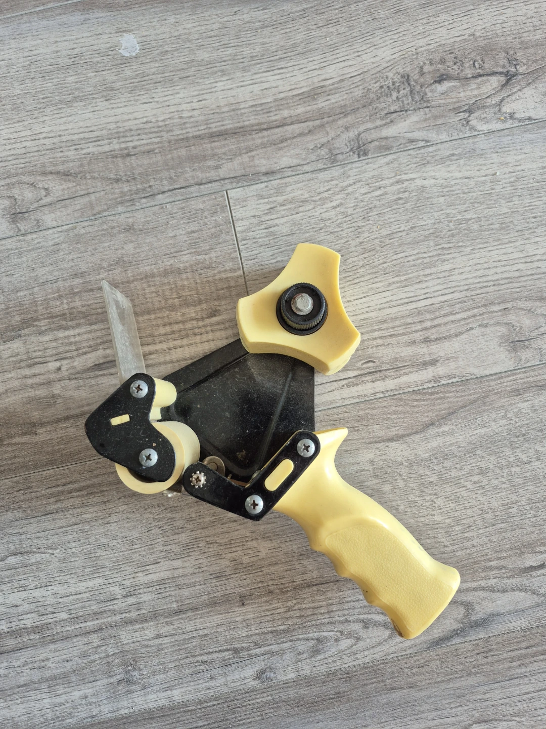 Tape Dispenser - photo 2