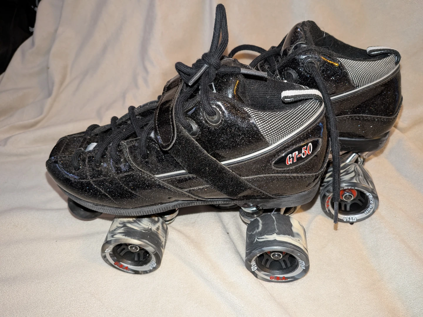 Sure-Grip GT-50 Roller Skates - skate size 9 (10-11 women's)