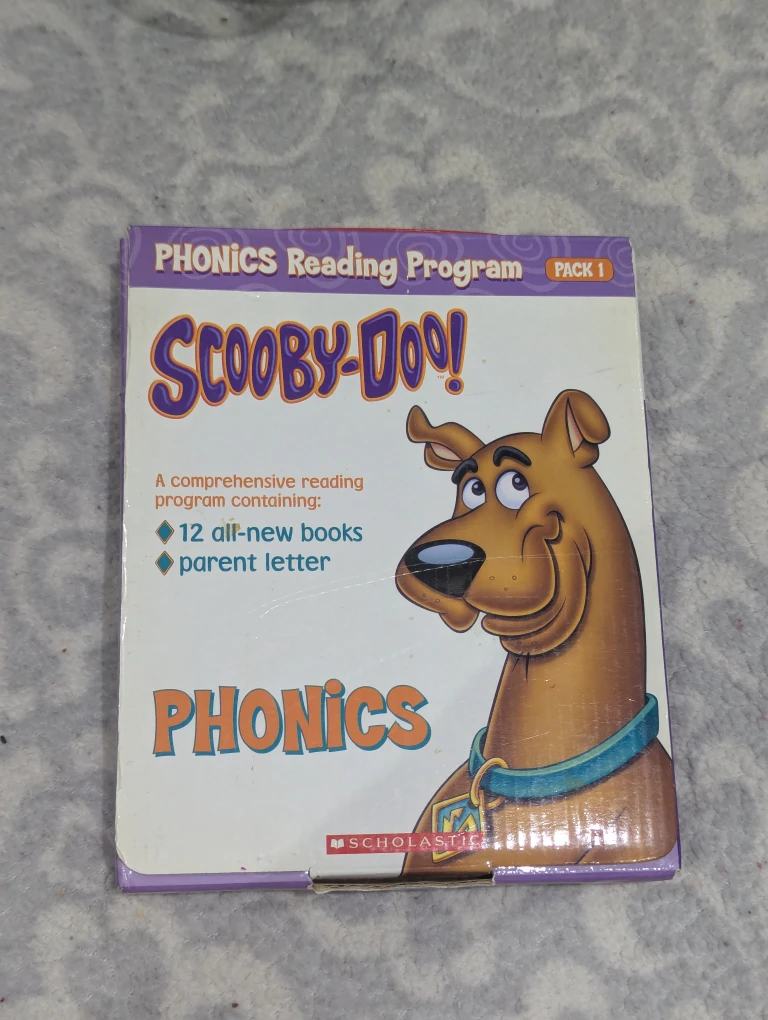 Scooby-Doo! Phonics Reading Program Pack 1 - 12 Books