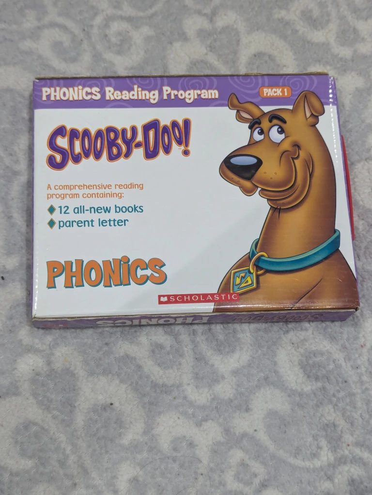 Scooby-Doo! Phonics Reading Program Pack 1 - 12 Books - photo 2