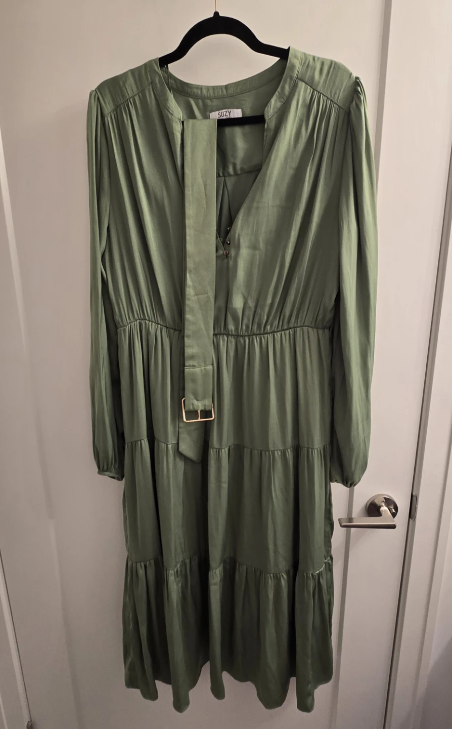 Brand new Never worn Suzy Shier Olive Green Tiered Midi Dress XL