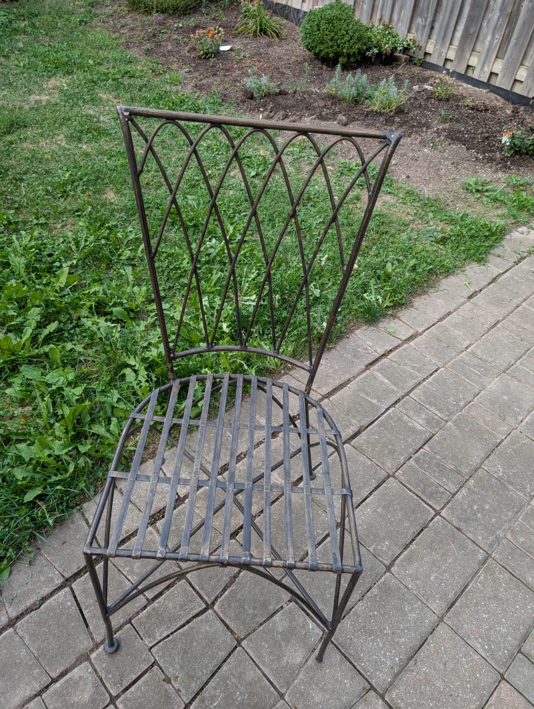 Metal patio table and chairs set. 30 ins all around 29ins Depth - photo 3
