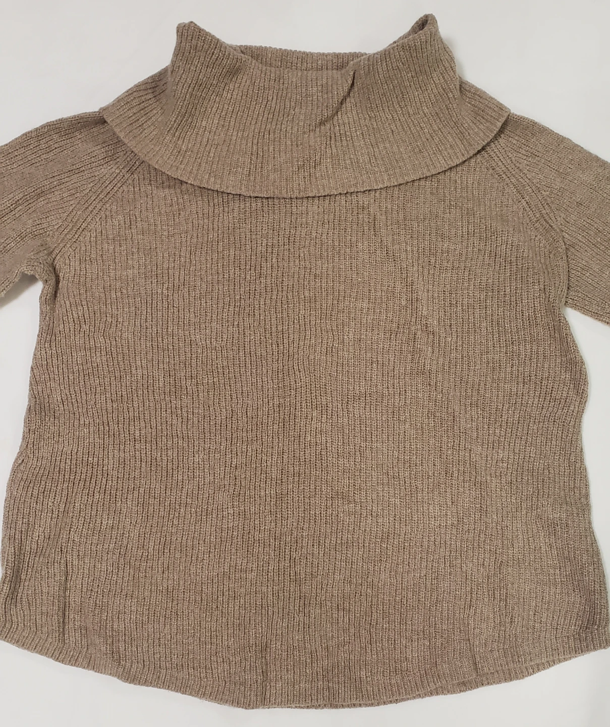 Brand new Women's Tahari Merino Wool Knit Sweater Size XXL