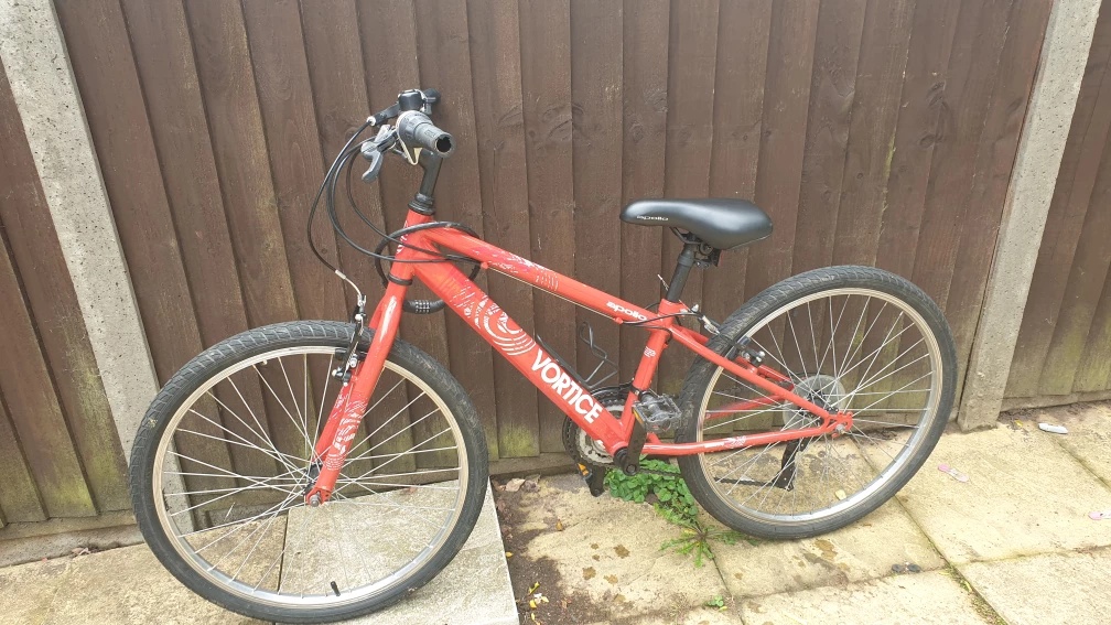 Apollo Vortice Kids Bike