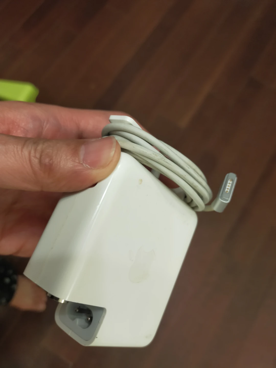 Apple MacBook Charger