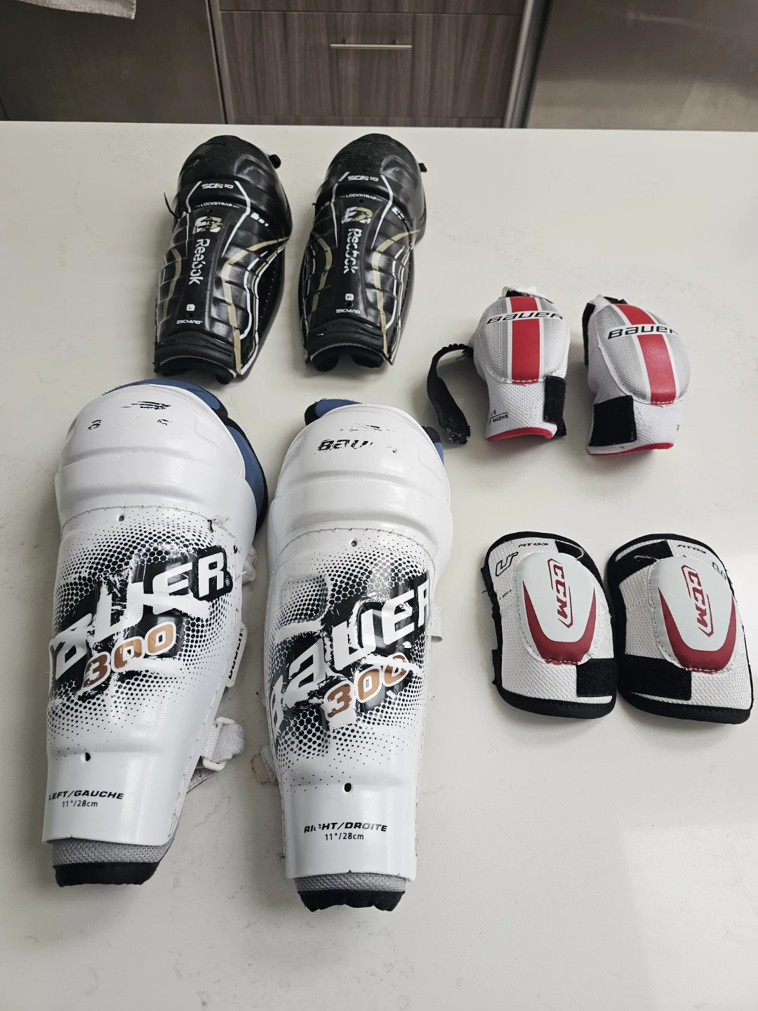 Bauer Hockey Protective Gear Set