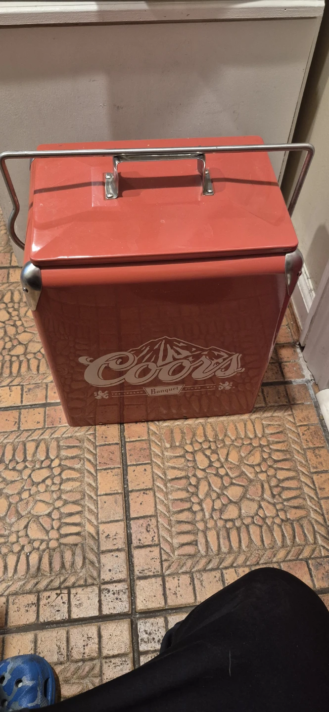 Coors Banquet Metal Cooler - photo 3