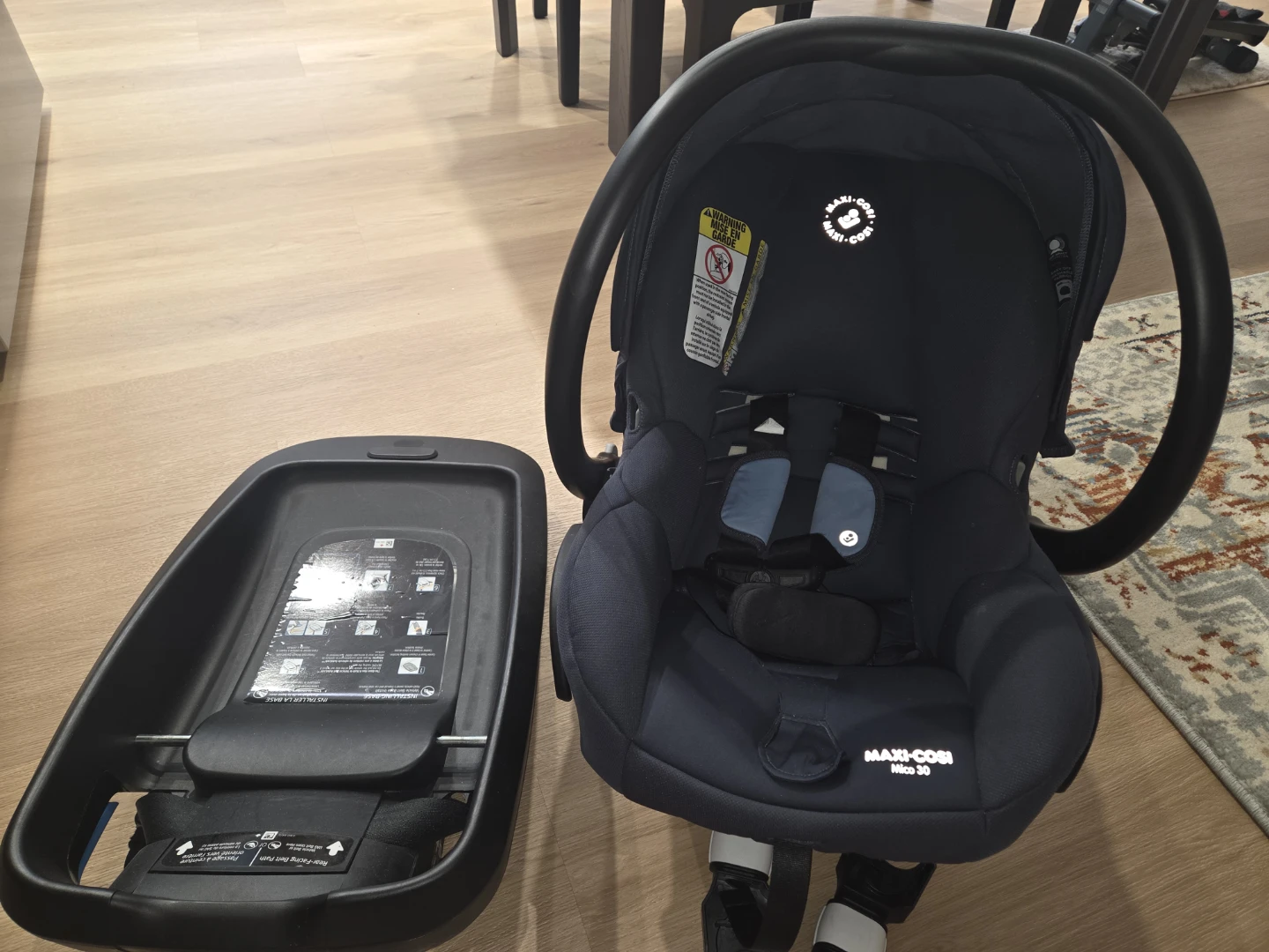 Maxi-Cosi Mico 30 Infant Car Seat with Base