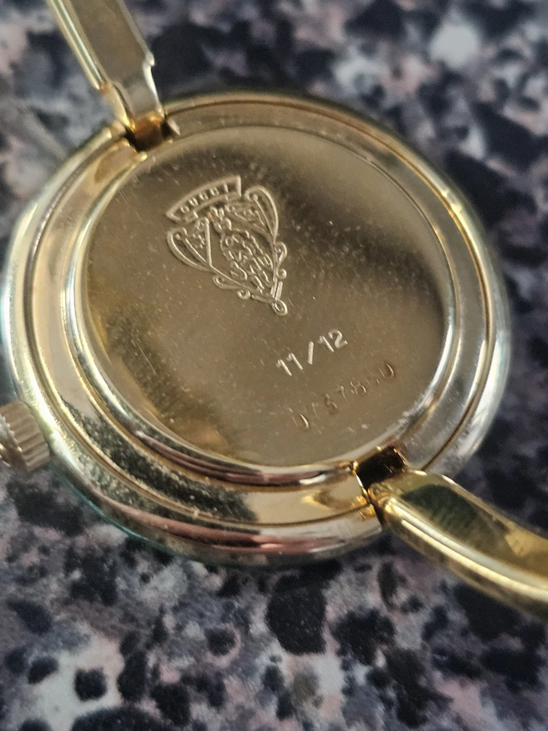 Gucci 11/12 Watch with Interchangeable Bezels - photo 2