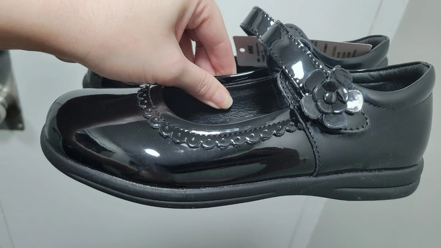 Lepbear Black Patent Mary Jane School Shoes - photo 2