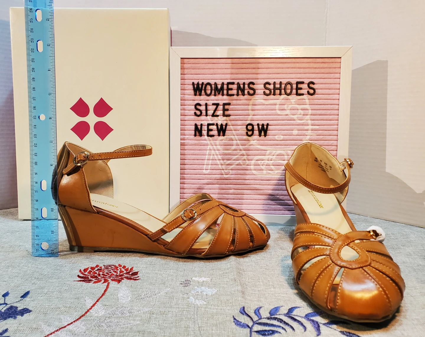Naturalizer Women's Wedge Sandals - Brown - Size 9W