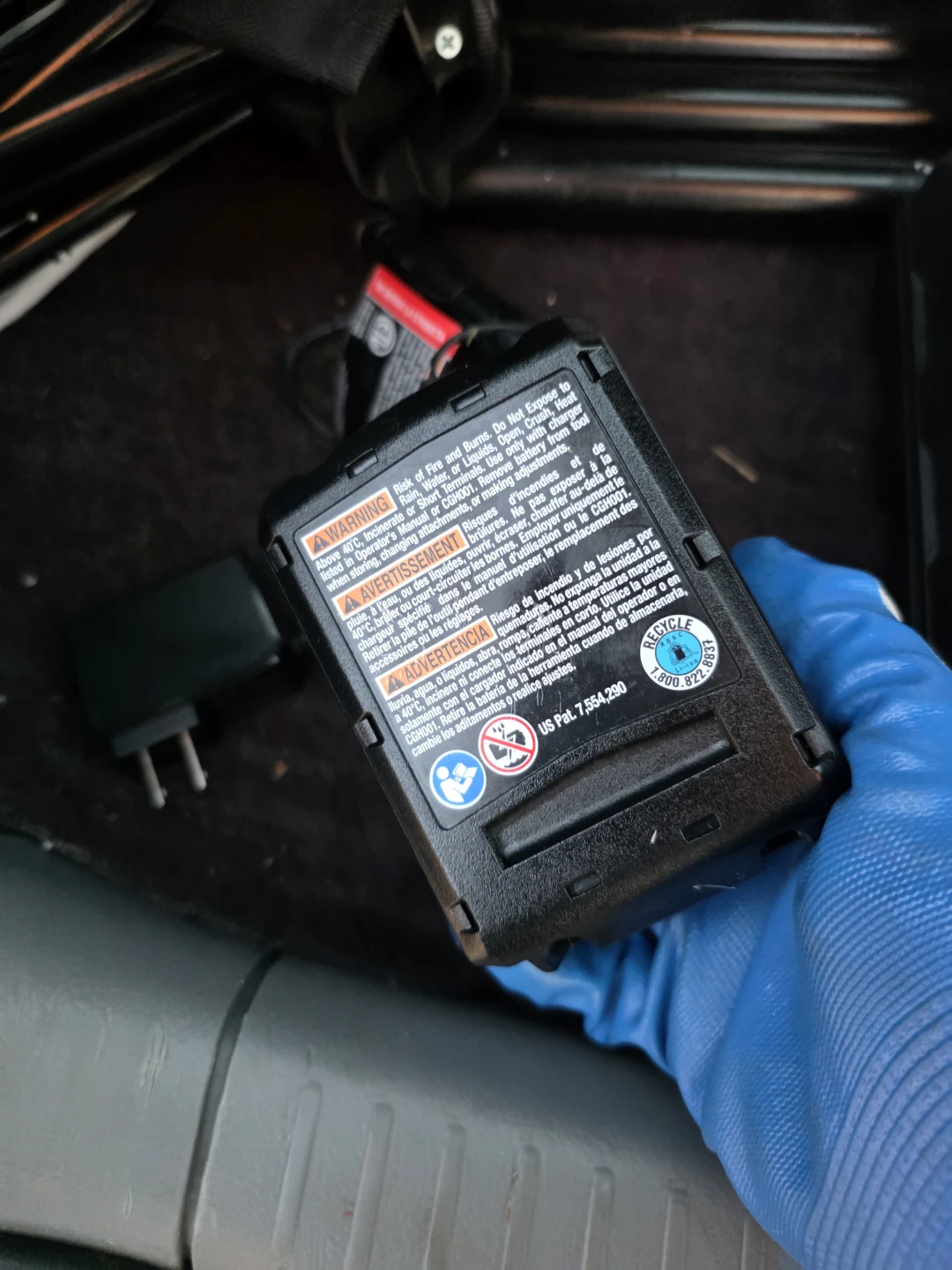 HART 20V Lithium-Ion Battery and Charger - photo 3